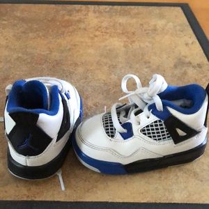 Jordan Retro 4 “Motorsport”